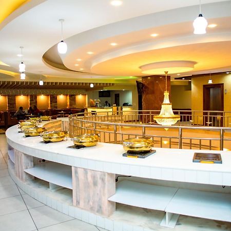 Gold Crest Hotel Mwanza Buitenkant foto