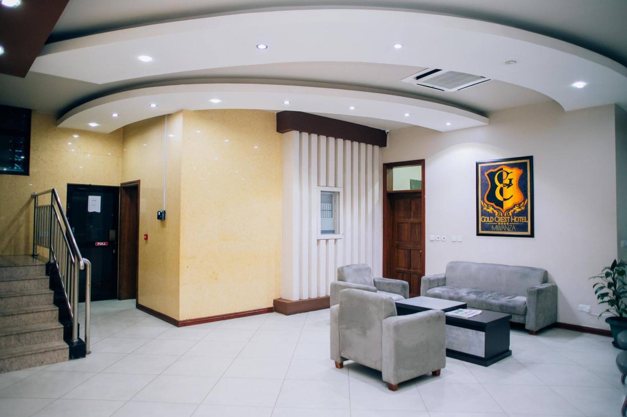 Gold Crest Hotel Mwanza Buitenkant foto